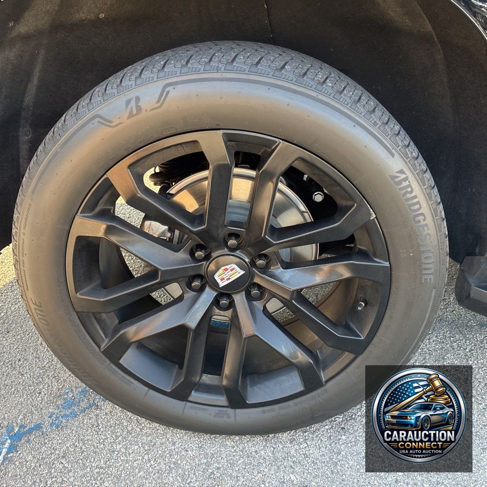2023 Cadillac Escalade ESV Luxury