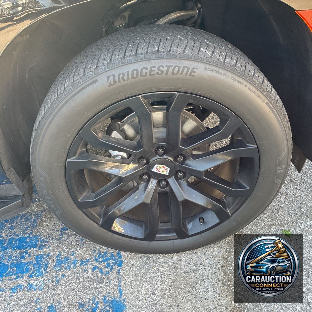 2023 Cadillac Escalade ESV Luxury