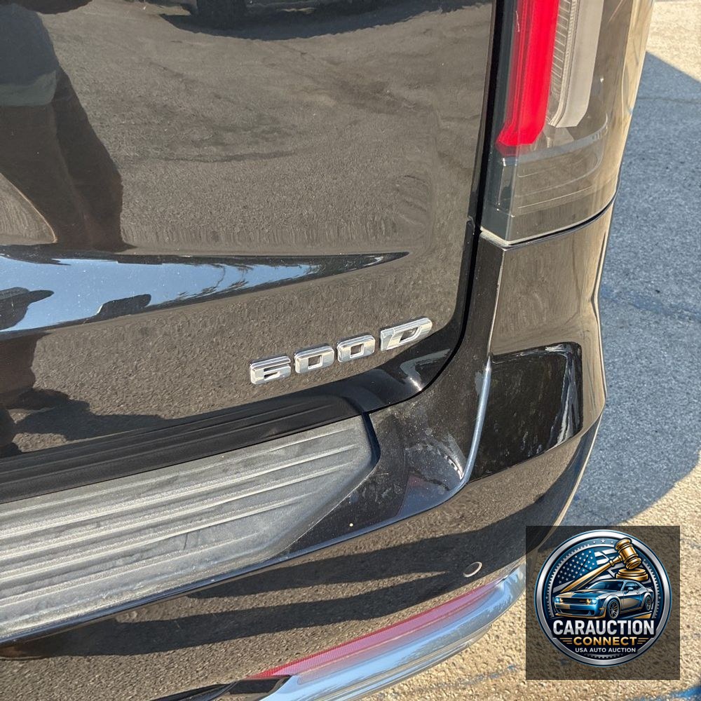 2023 Cadillac Escalade ESV Luxury