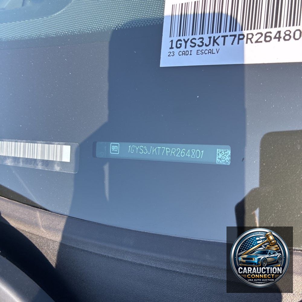 2023 Cadillac Escalade ESV Luxury