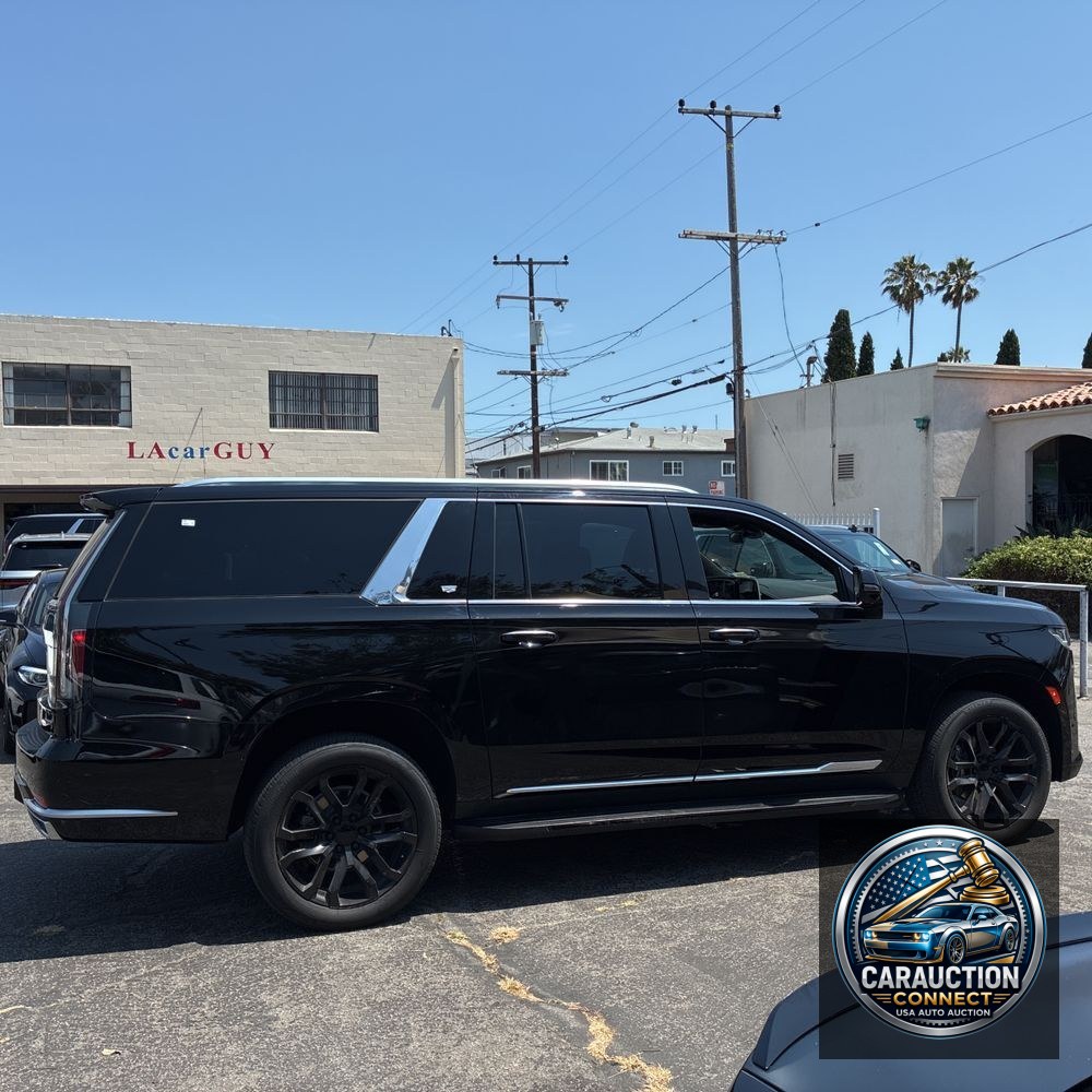 2023 Cadillac Escalade ESV Luxury