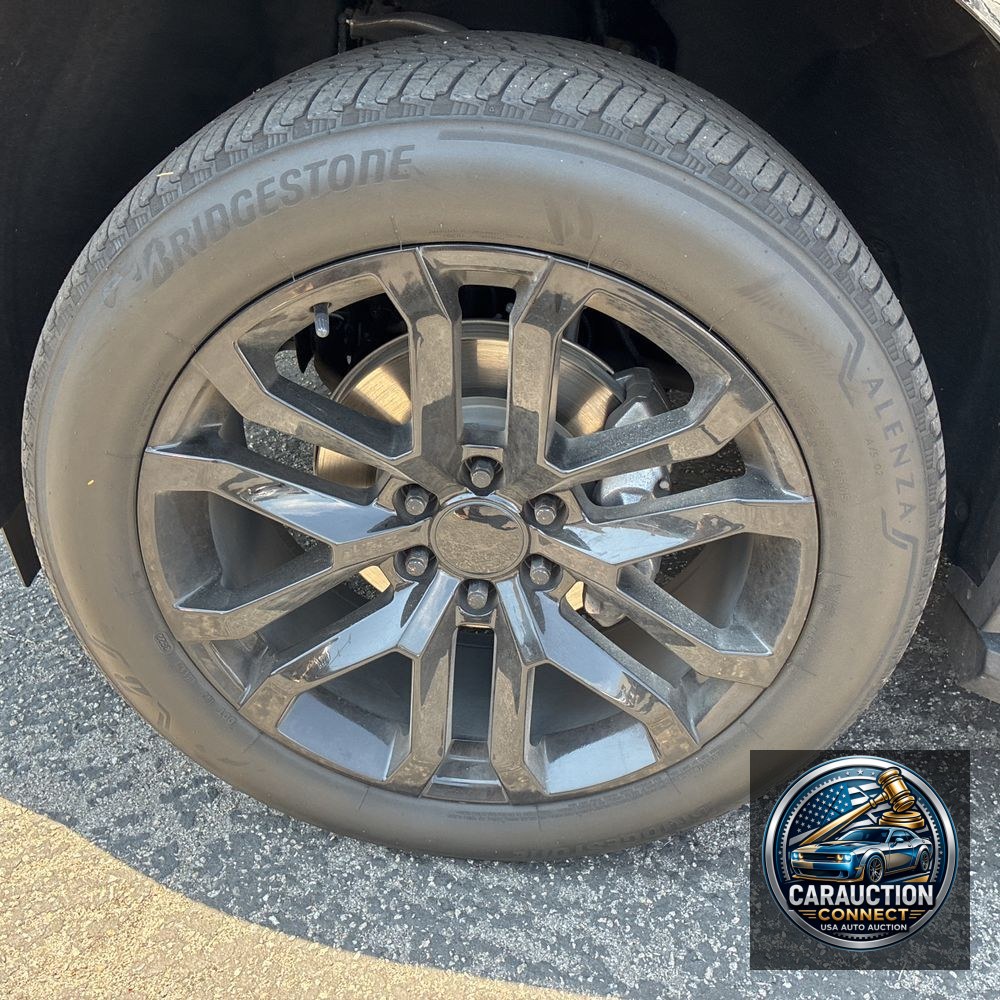 2023 Cadillac Escalade ESV Luxury