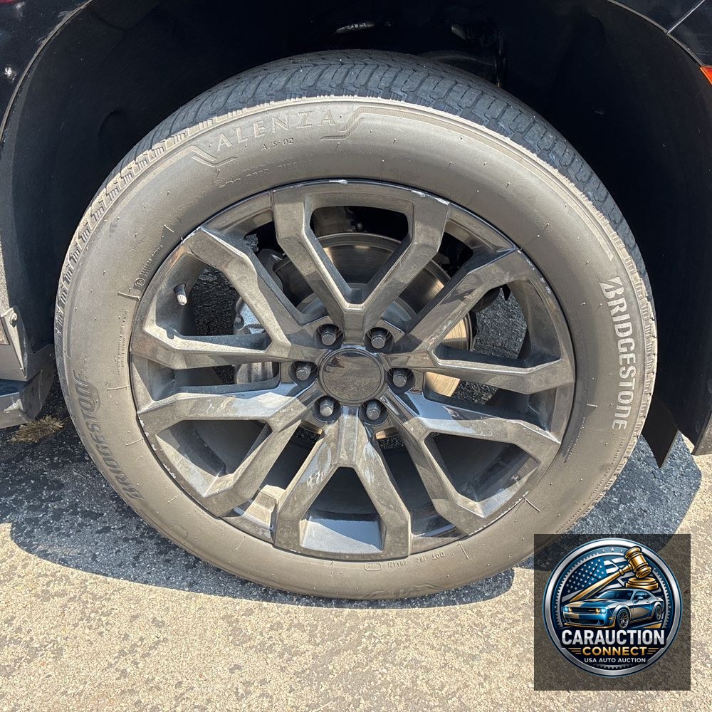 2023 Cadillac Escalade ESV Luxury