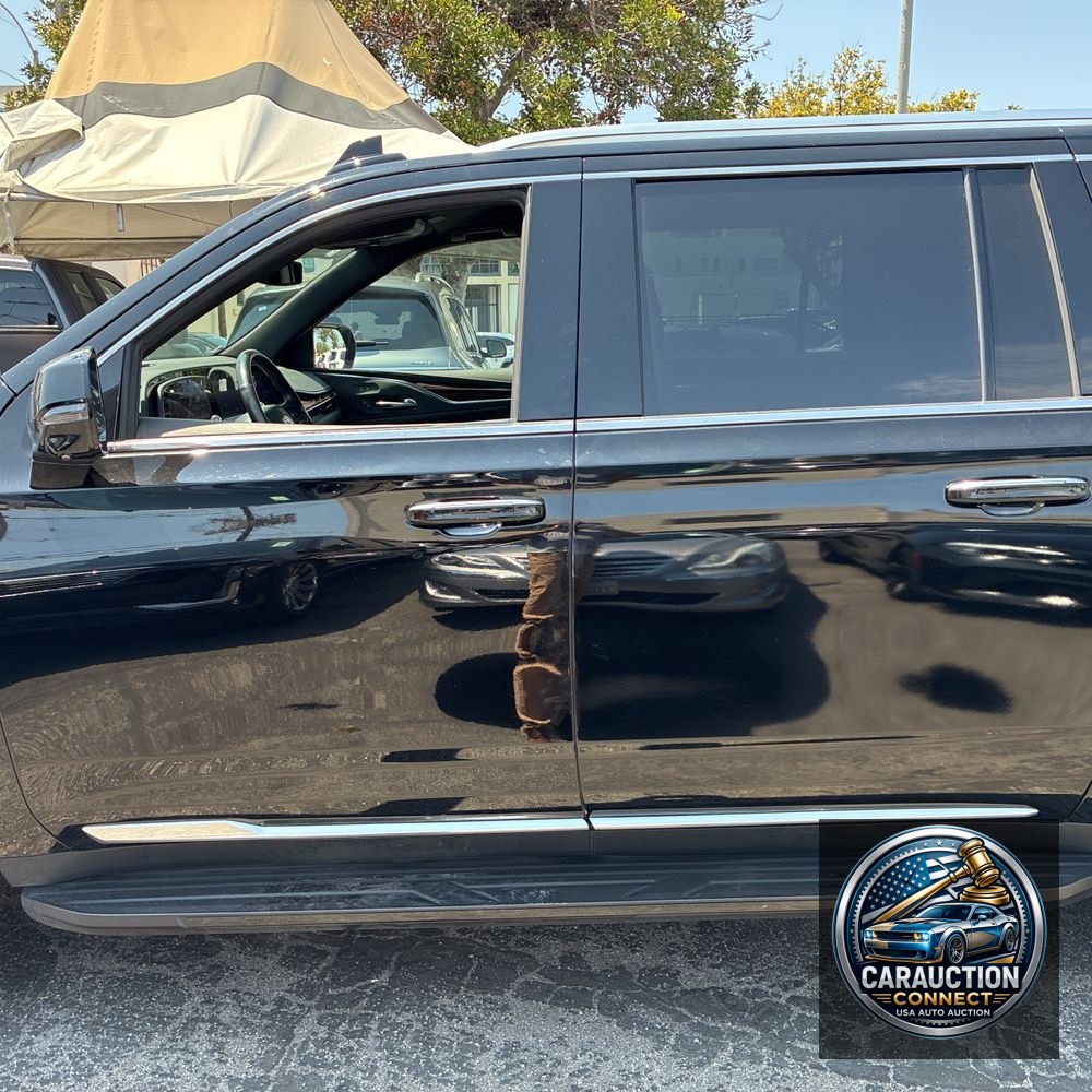 2023 Cadillac Escalade ESV Luxury