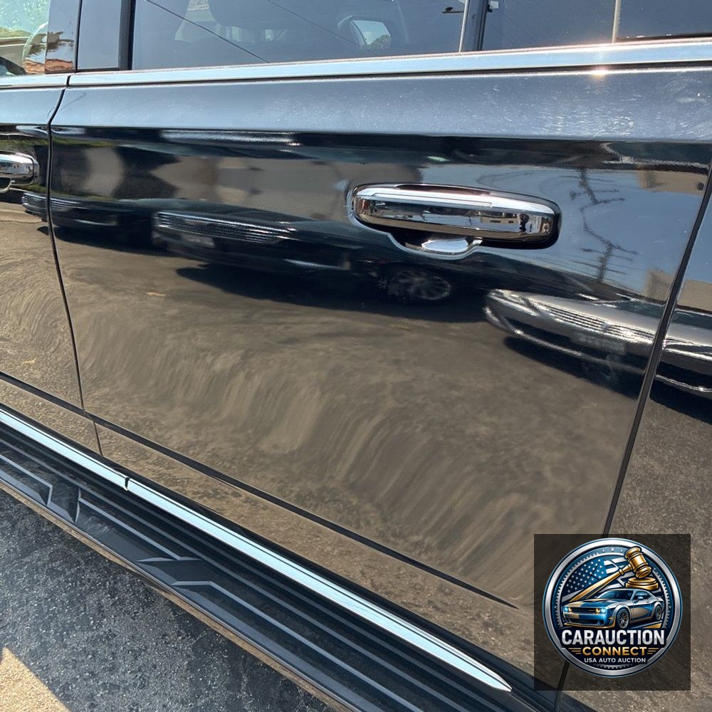 2023 Cadillac Escalade ESV Luxury