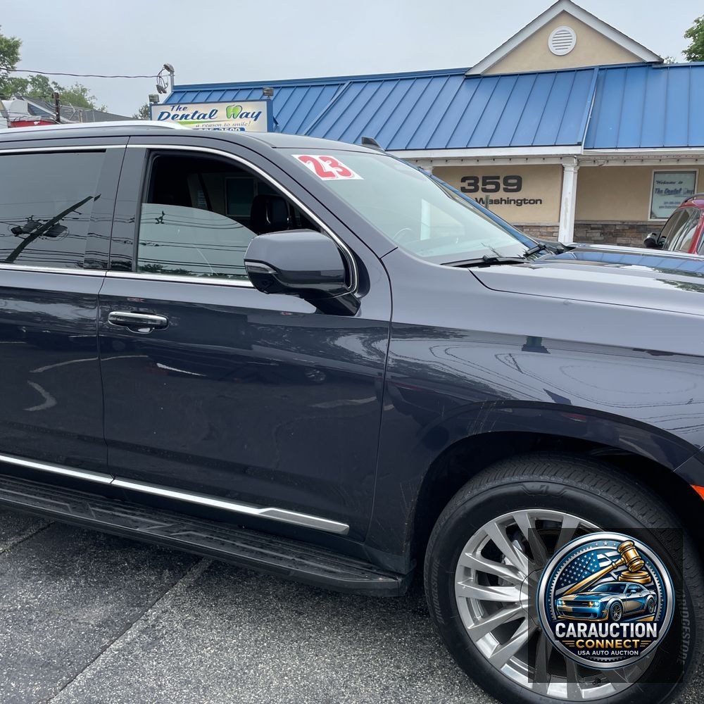 2023 Cadillac Escalade ESV Premium Luxury
