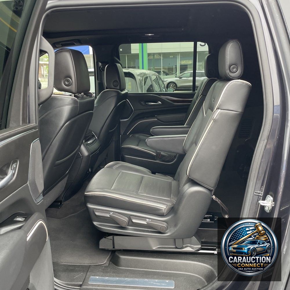 2023 Cadillac Escalade ESV Premium Luxury