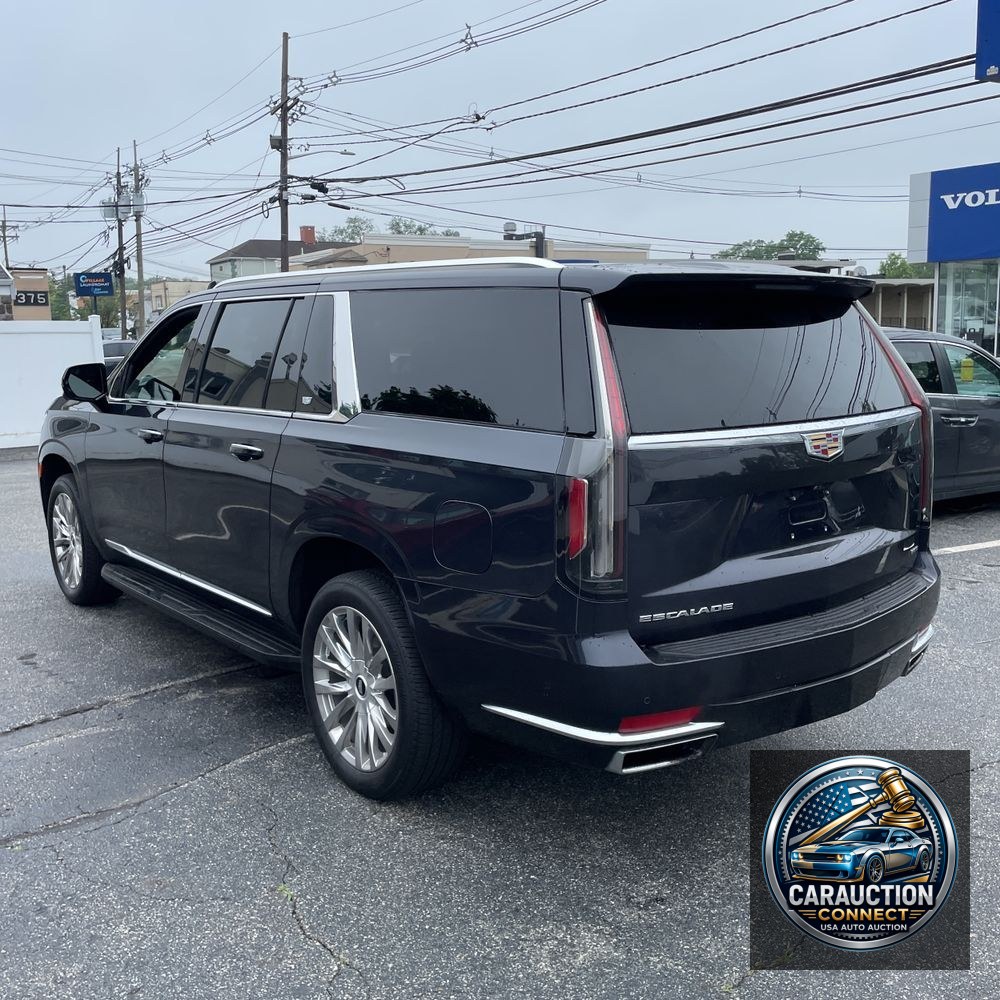 2023 Cadillac Escalade ESV Premium Luxury