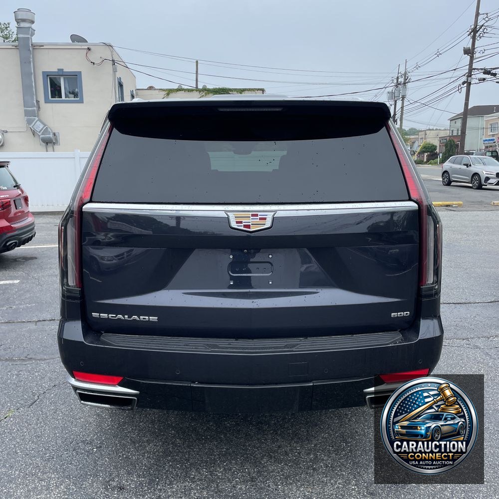 2023 Cadillac Escalade ESV Premium Luxury