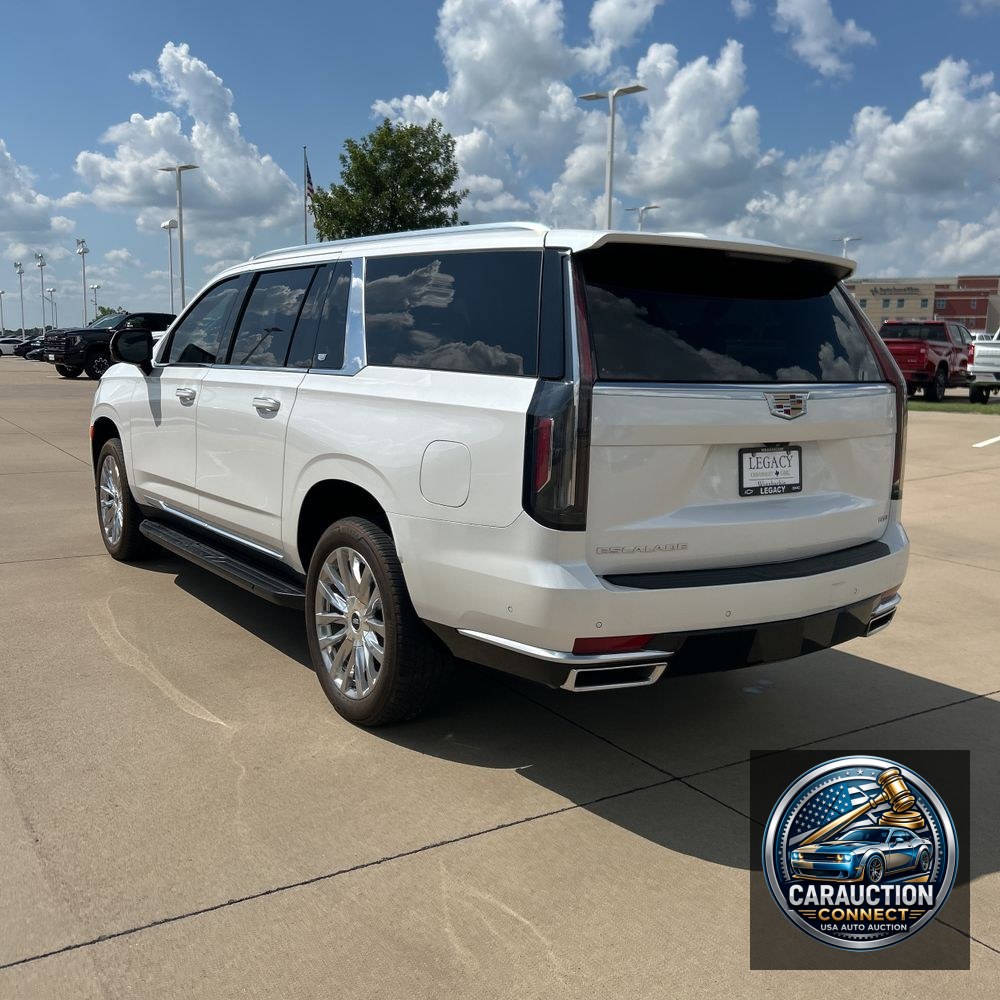 2024 Cadillac Escalade ESV Premium Luxury