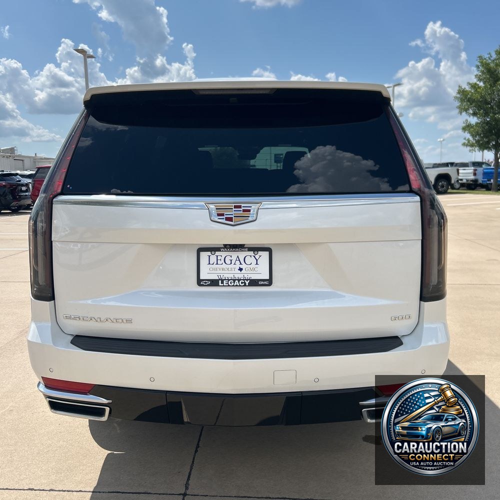 2024 Cadillac Escalade ESV Premium Luxury