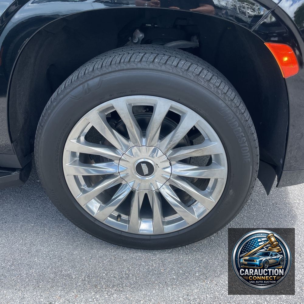 2023 Cadillac Escalade ESV Premium Luxury