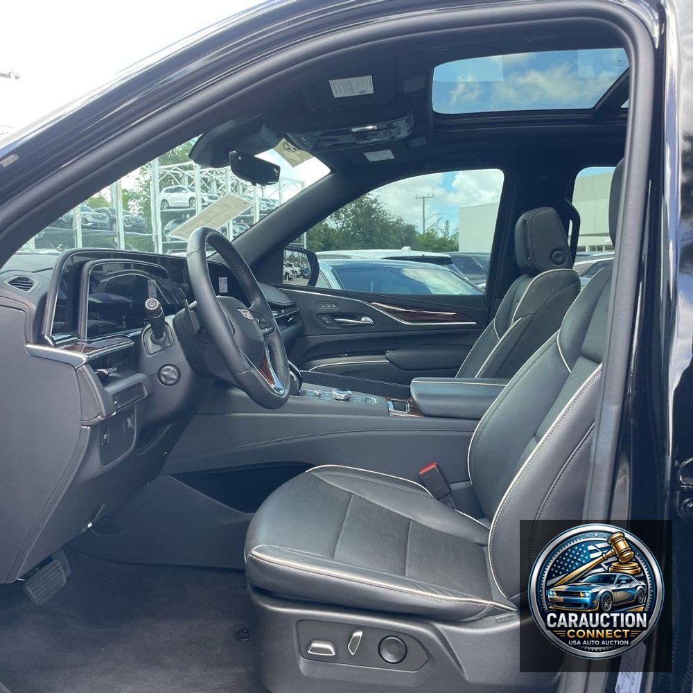2023 Cadillac Escalade ESV Premium Luxury