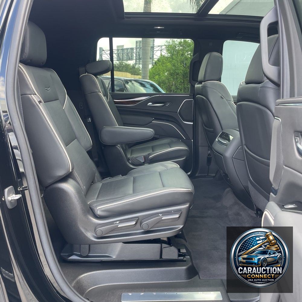 2023 Cadillac Escalade ESV Premium Luxury