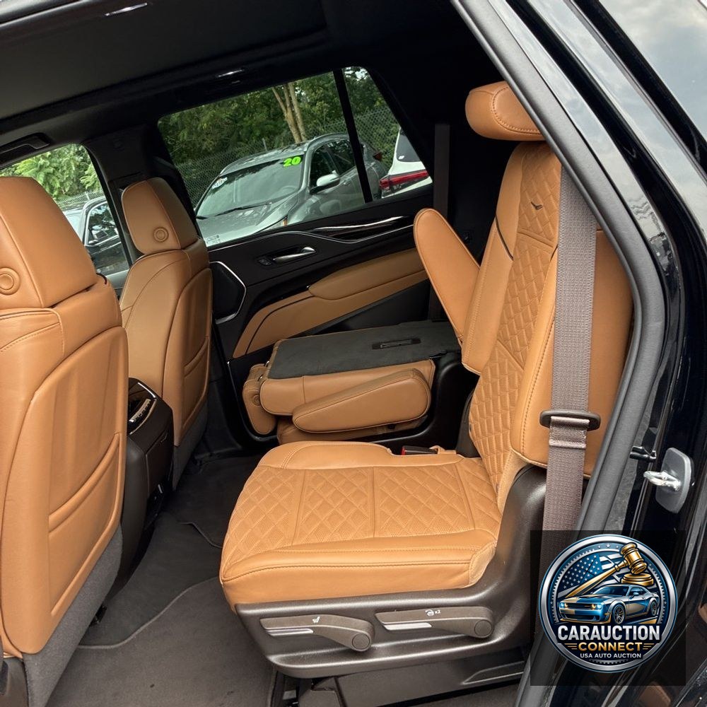 2022 Cadillac Escalade Premium Luxury