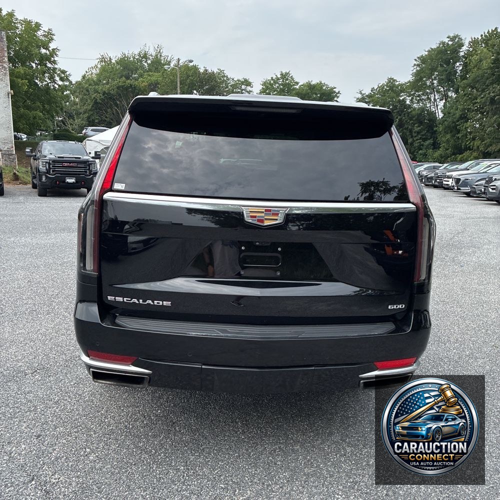 2022 Cadillac Escalade Premium Luxury