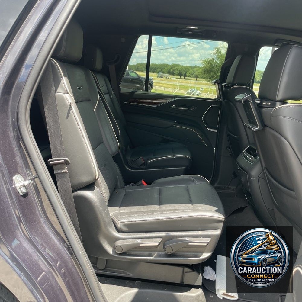 2022 Cadillac Escalade Premium Luxury