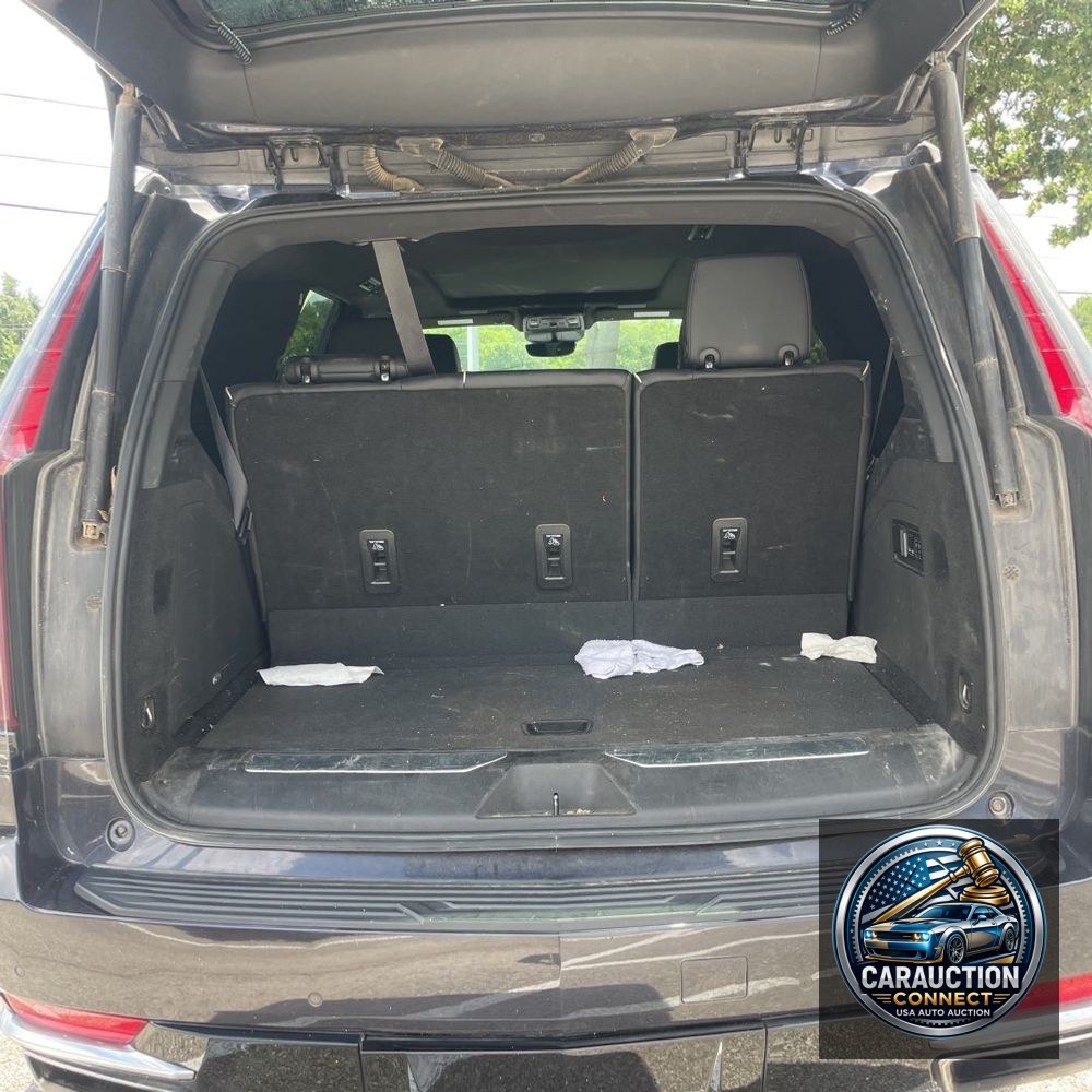 2022 Cadillac Escalade Premium Luxury