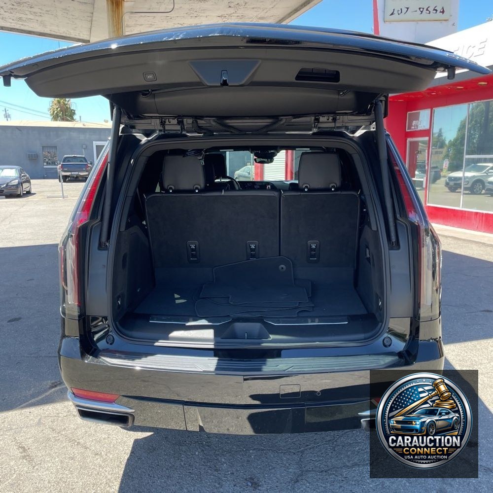 2023 Cadillac Escalade Premium Luxury