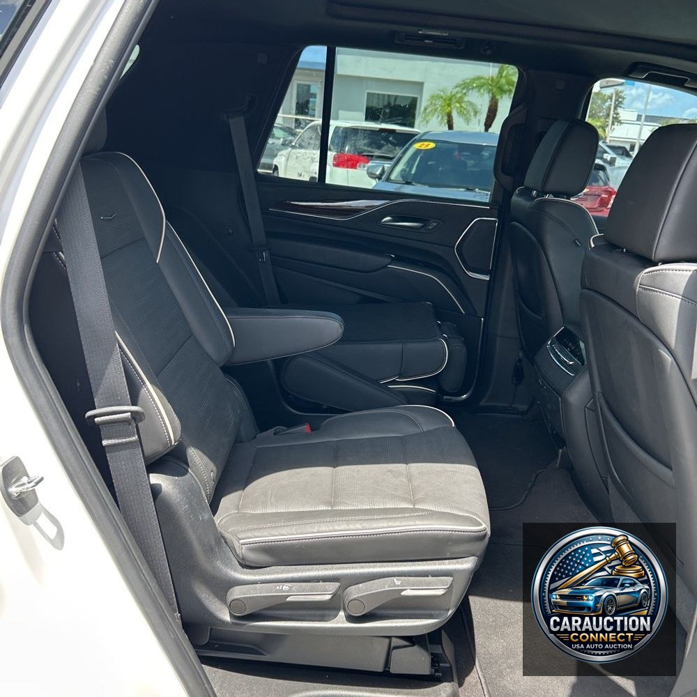 2023 Cadillac Escalade Premium Luxury