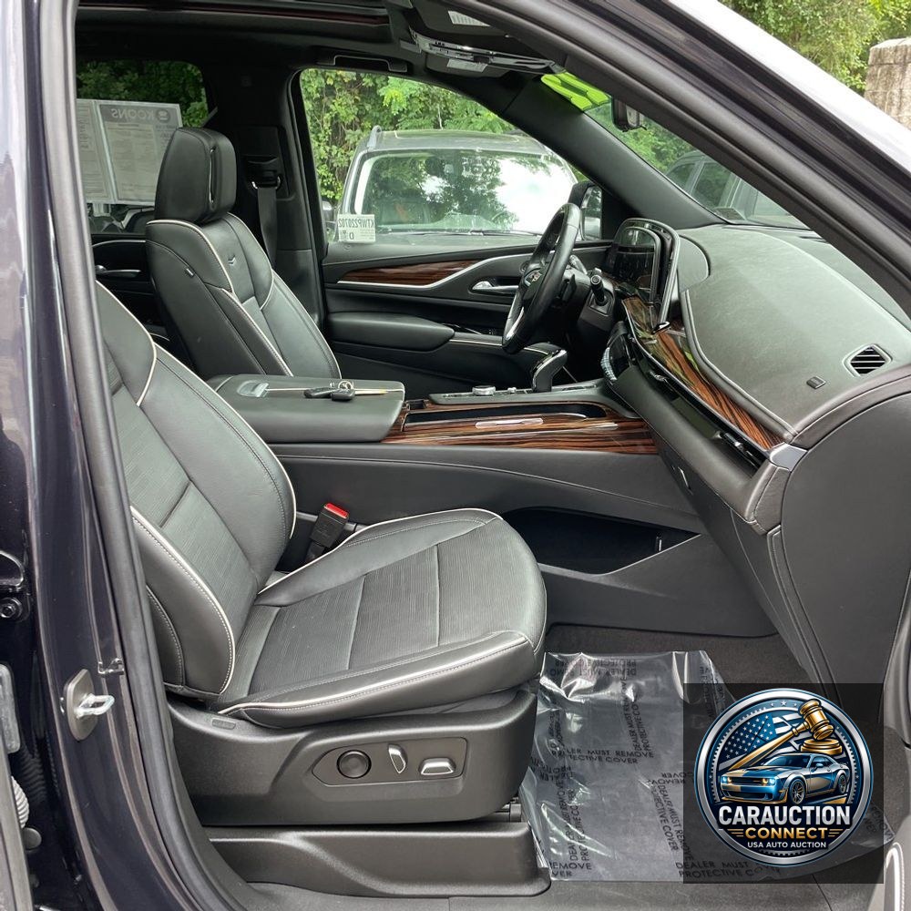 2022 Cadillac Escalade Premium Luxury