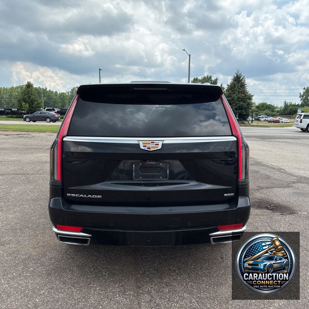 2022 Cadillac Escalade Premium Luxury