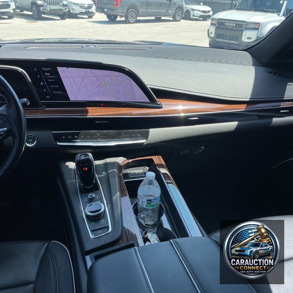 2022 Cadillac Escalade Premium Luxury