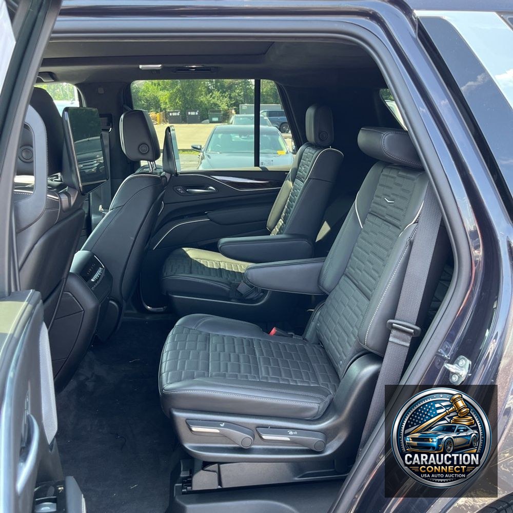 2023 Cadillac Escalade Premium Luxury Platinum