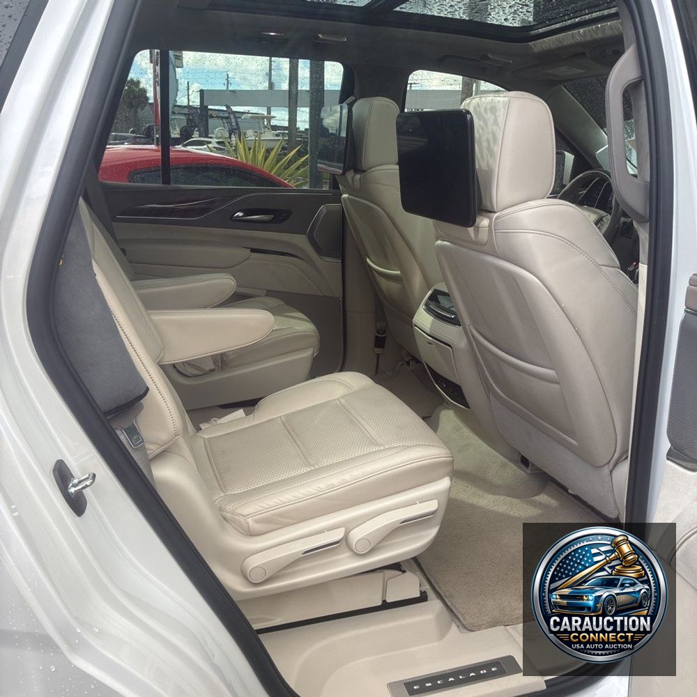 2022 Cadillac Escalade Premium Luxury Platinum