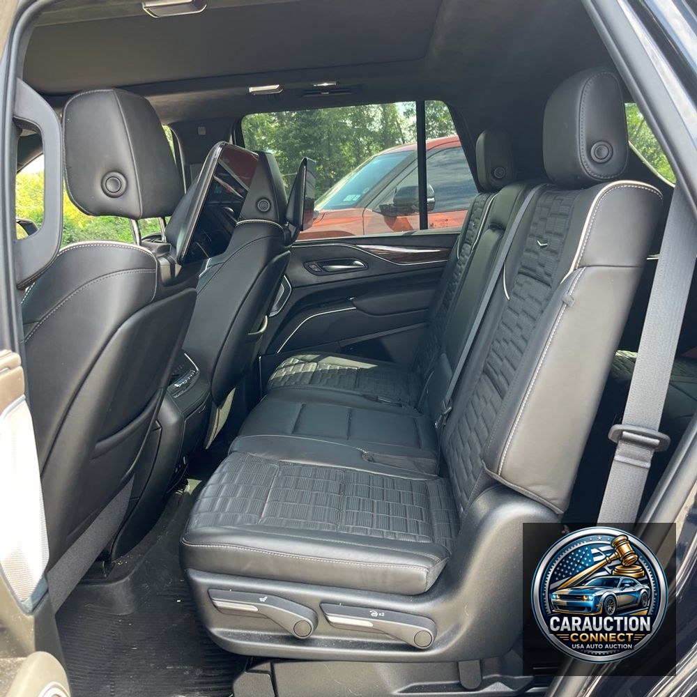 2023 Cadillac Escalade Premium Luxury Platinum