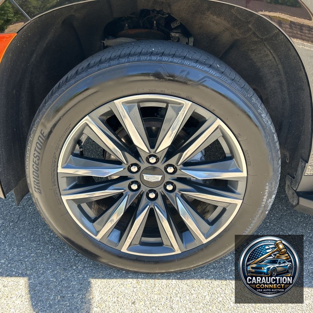 2023 Cadillac Escalade Sport