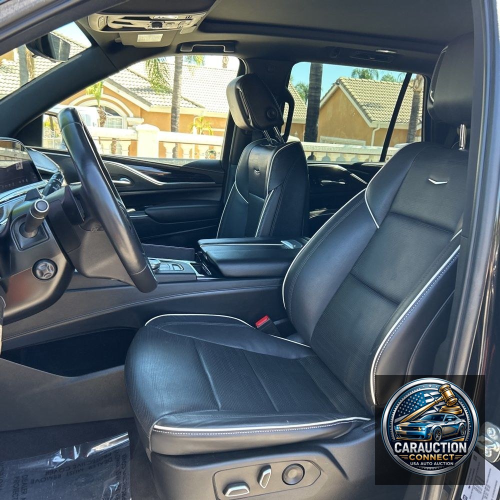 2023 Cadillac Escalade Sport