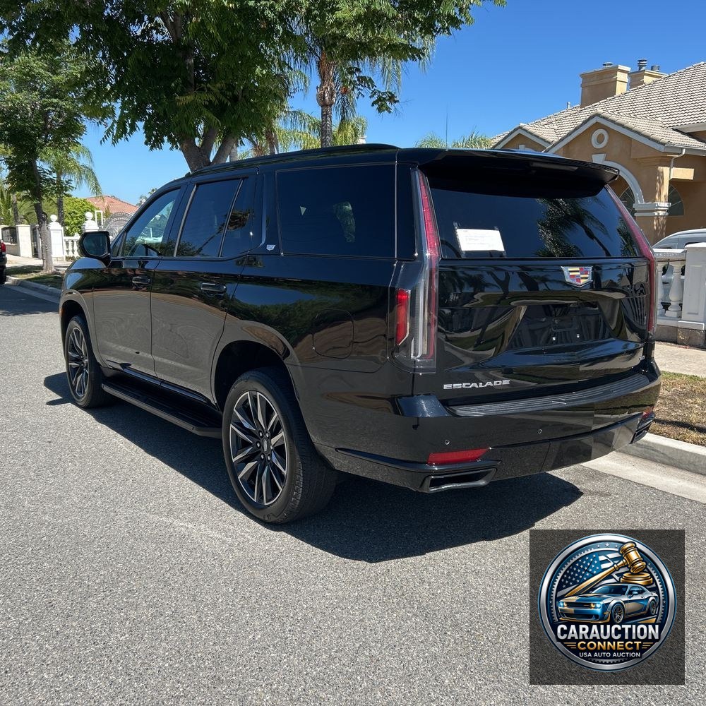 2023 Cadillac Escalade Sport