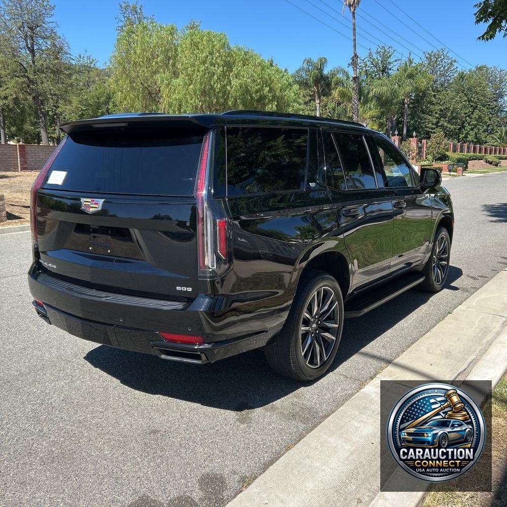 2023 Cadillac Escalade Sport