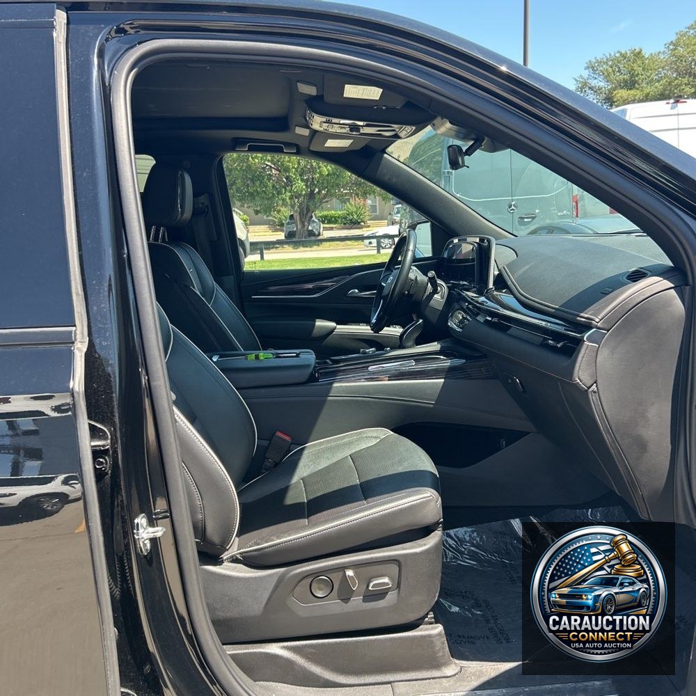 2023 Cadillac Escalade Sport
