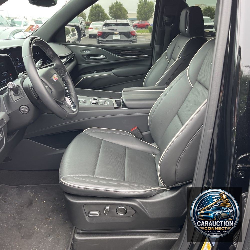 2024 Cadillac Escalade Sport
