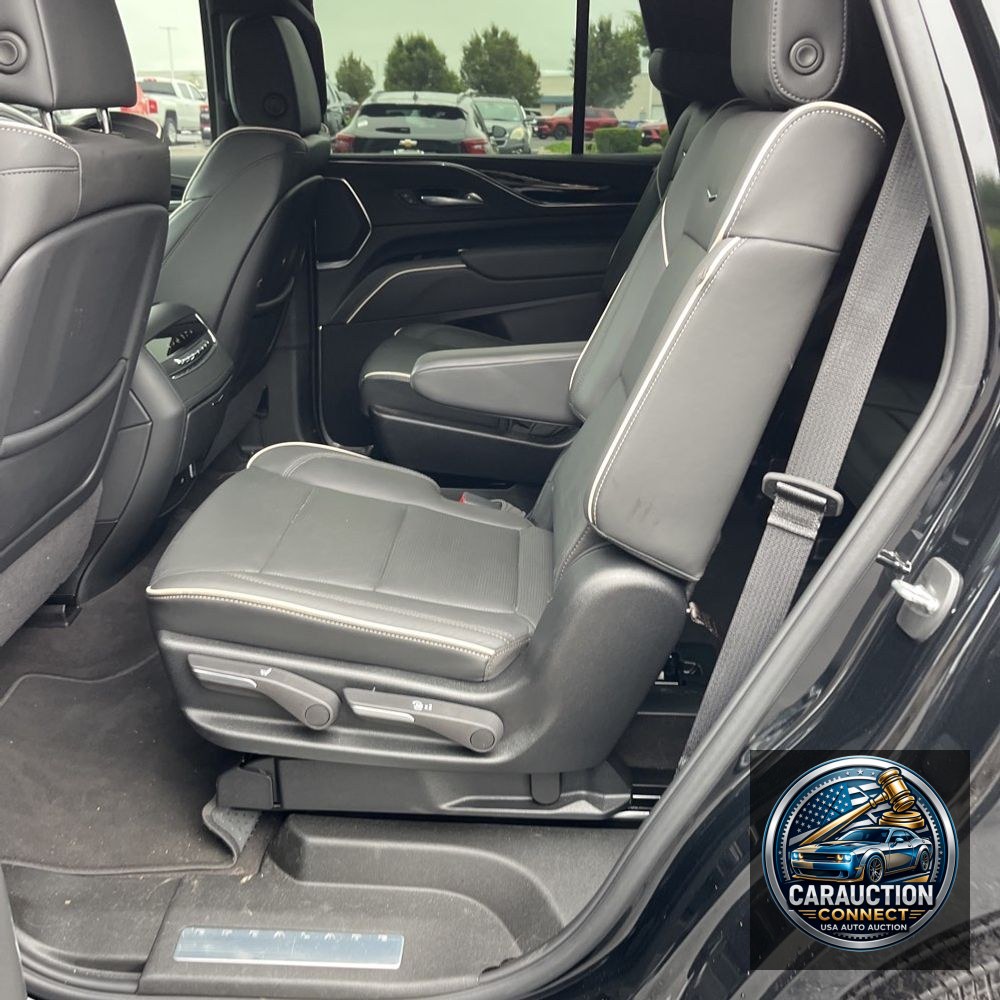 2024 Cadillac Escalade Sport
