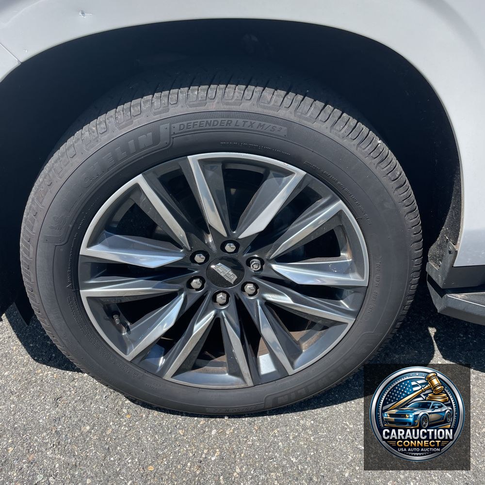 2022 Cadillac Escalade Sport