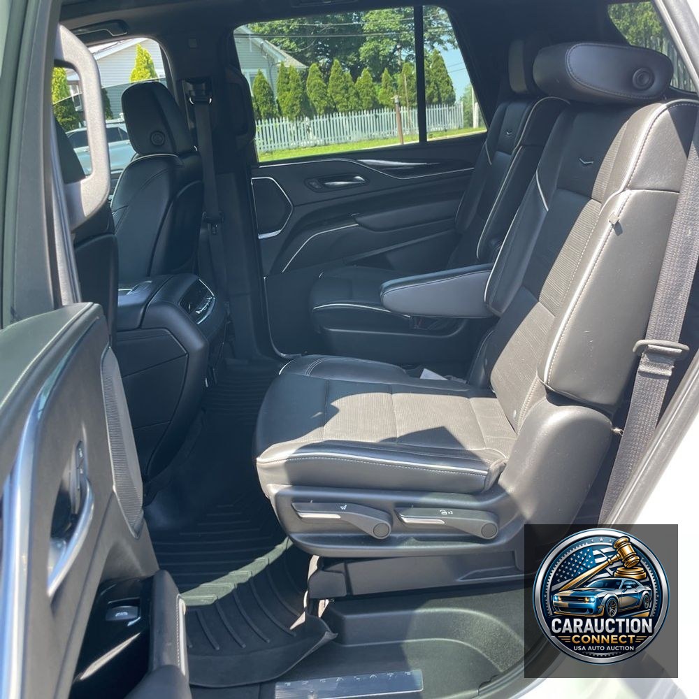 2022 Cadillac Escalade Sport