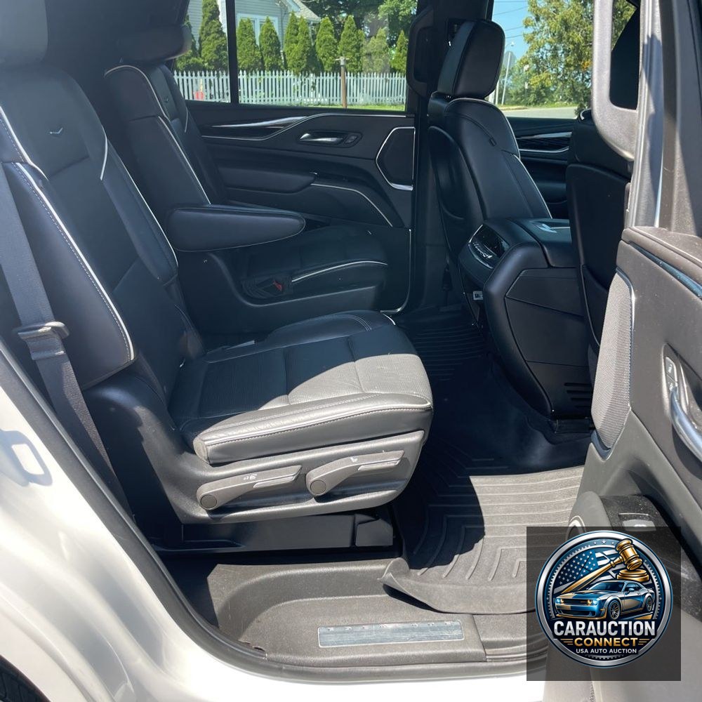 2022 Cadillac Escalade Sport