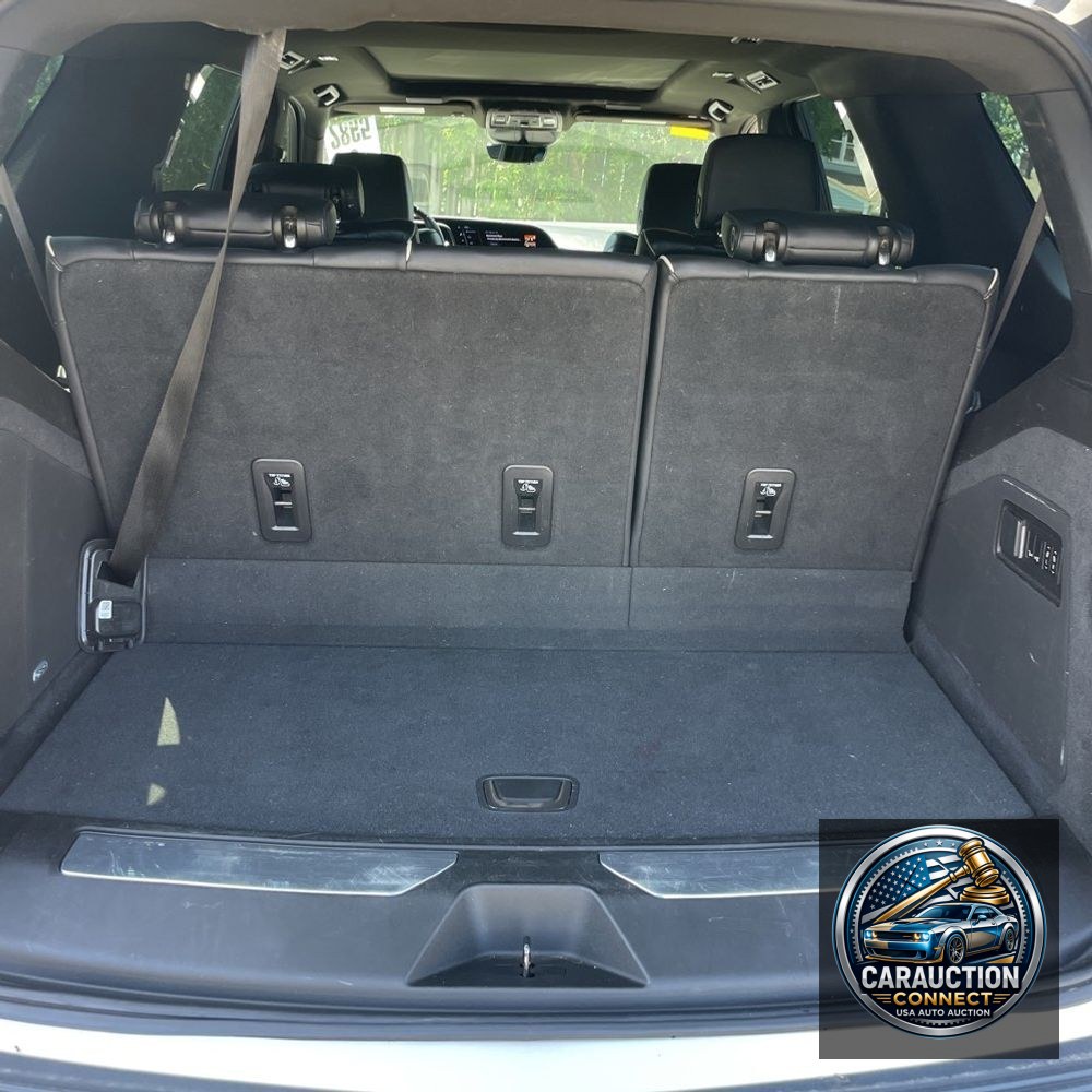 2022 Cadillac Escalade Sport