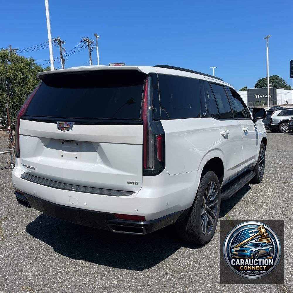 2022 Cadillac Escalade Sport