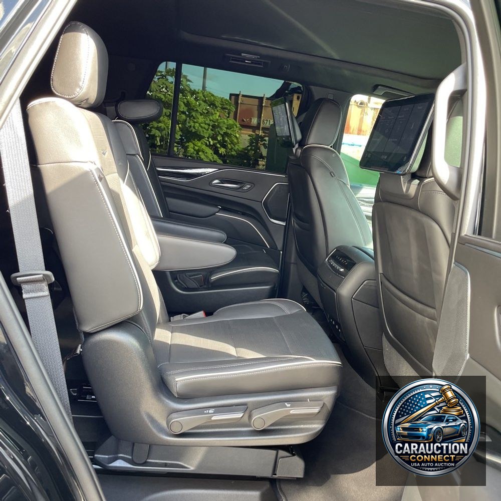 2021 Cadillac Escalade Sport