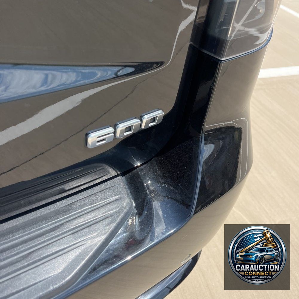 2023 Cadillac Escalade Sport