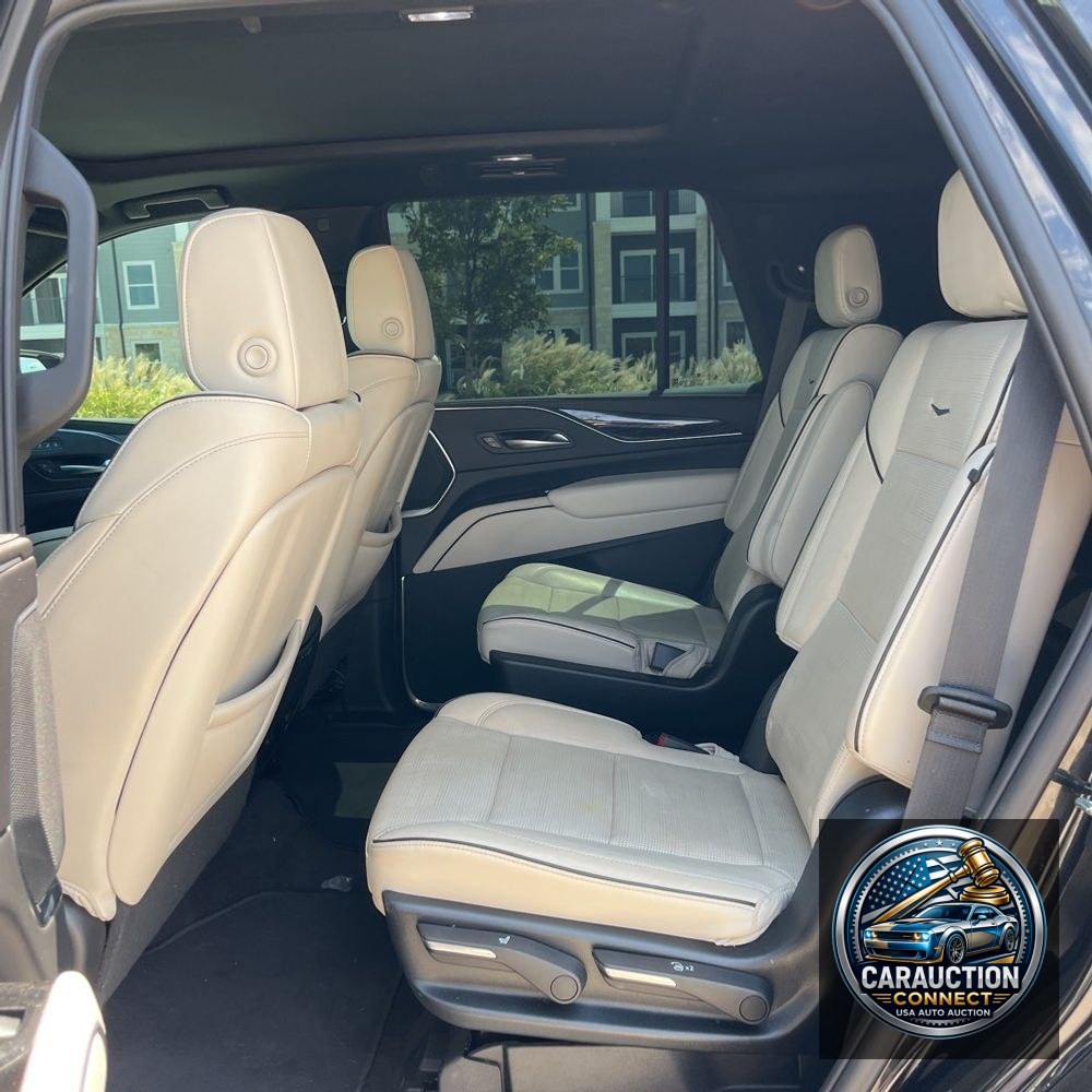 2023 Cadillac Escalade Sport