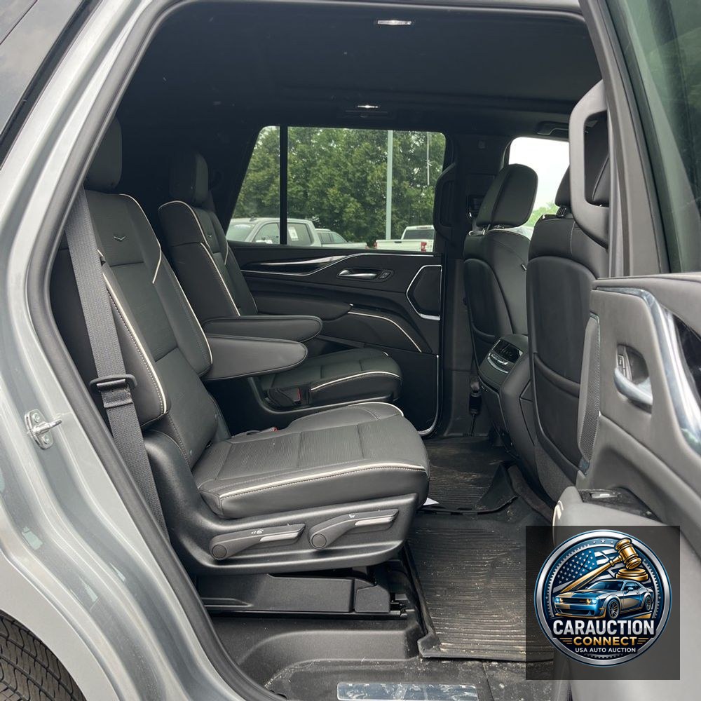 2023 Cadillac Escalade Sport