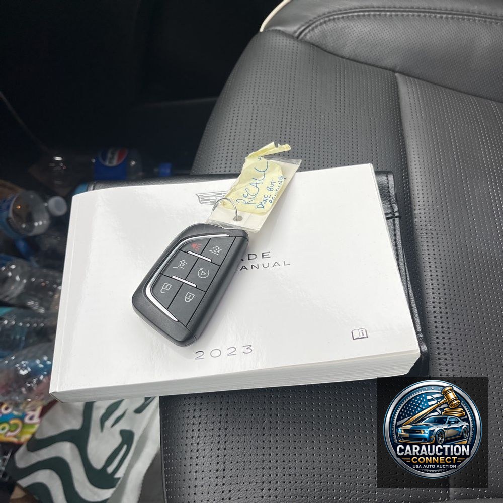 2023 Cadillac Escalade Sport