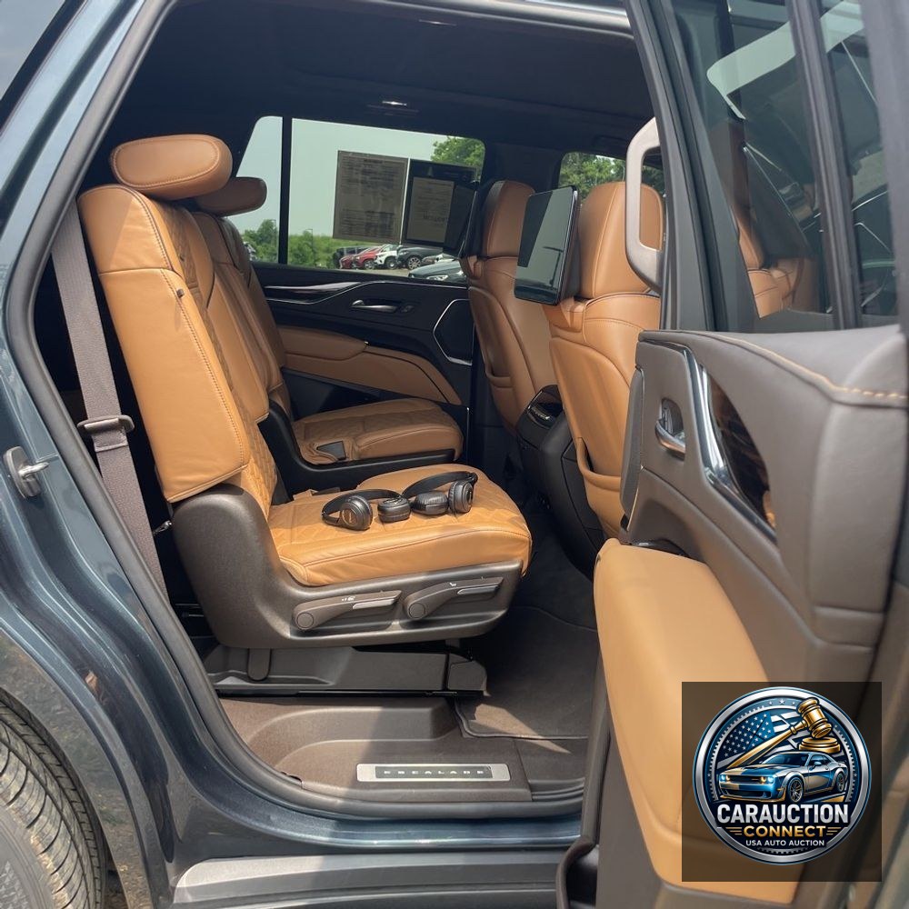 2021 Cadillac Escalade Sport