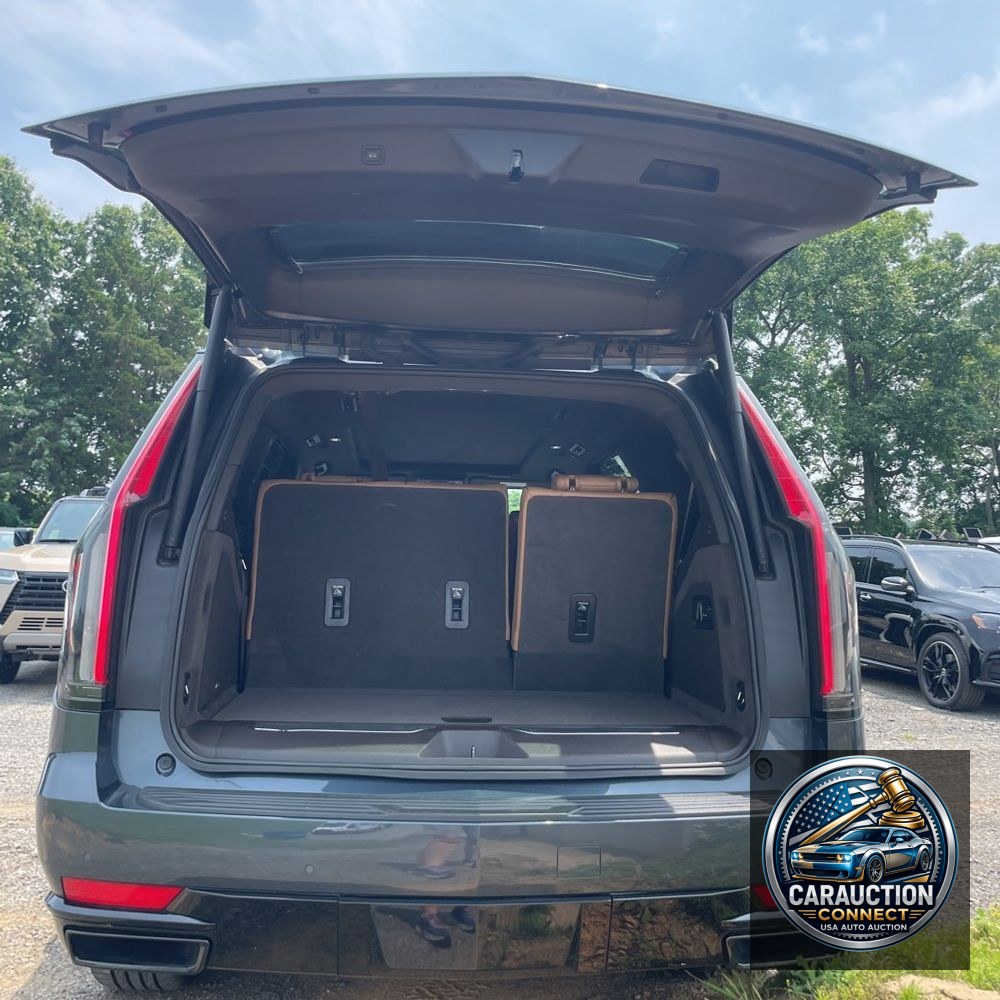 2021 Cadillac Escalade Sport