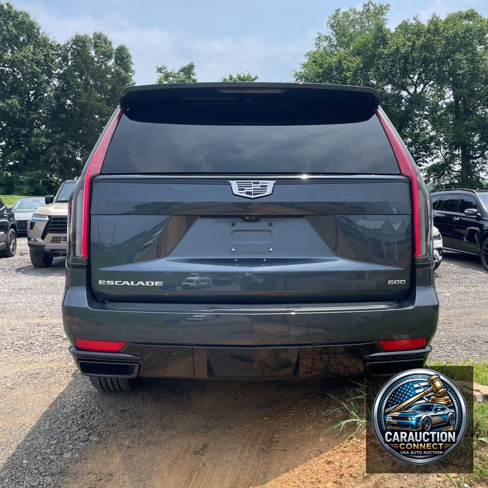2021 Cadillac Escalade Sport